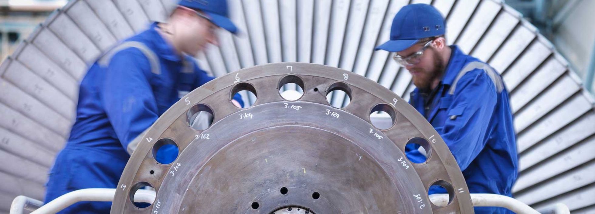 steam-turbine-in-workshop